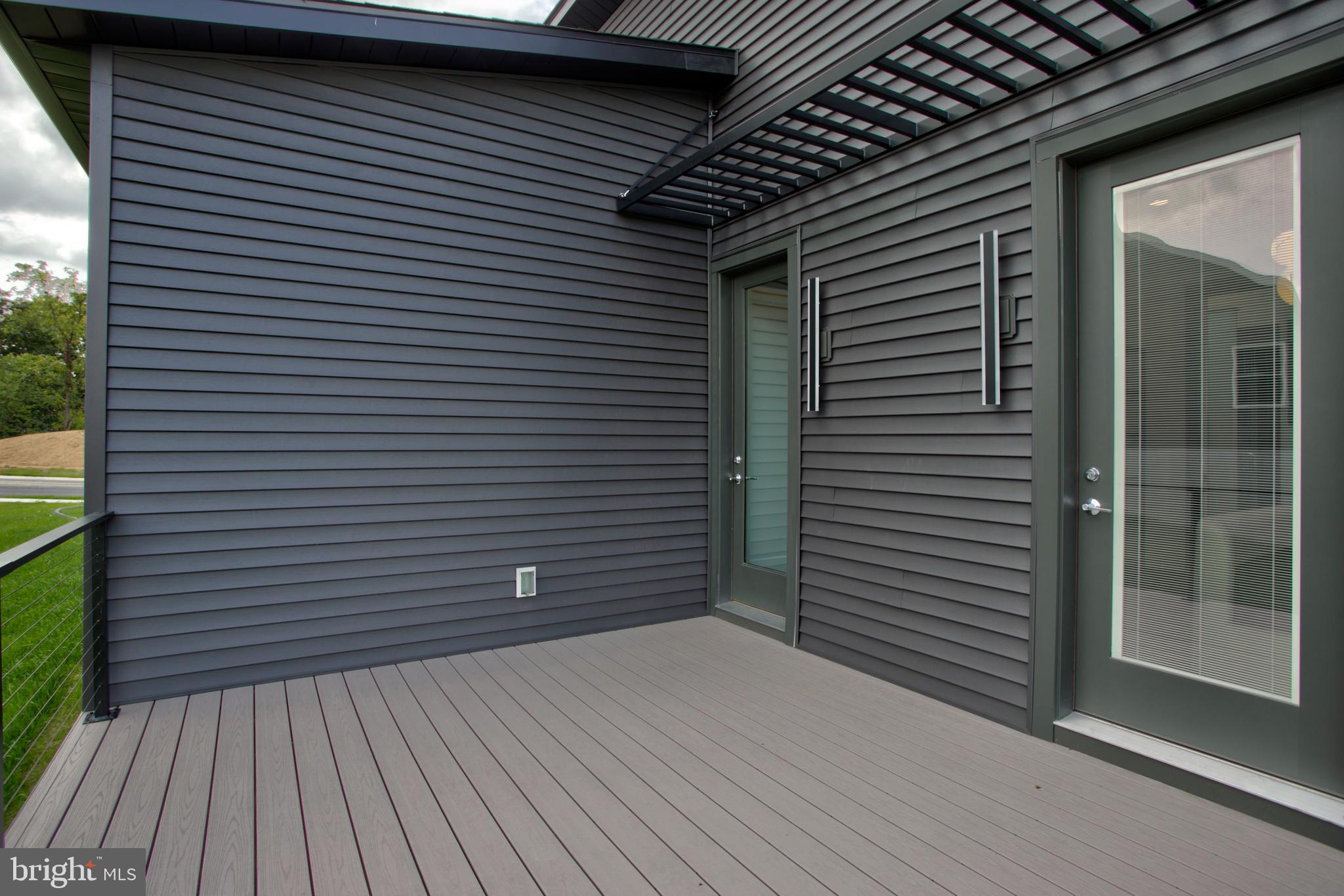 MOUNTAIN MEADOWS - Residential