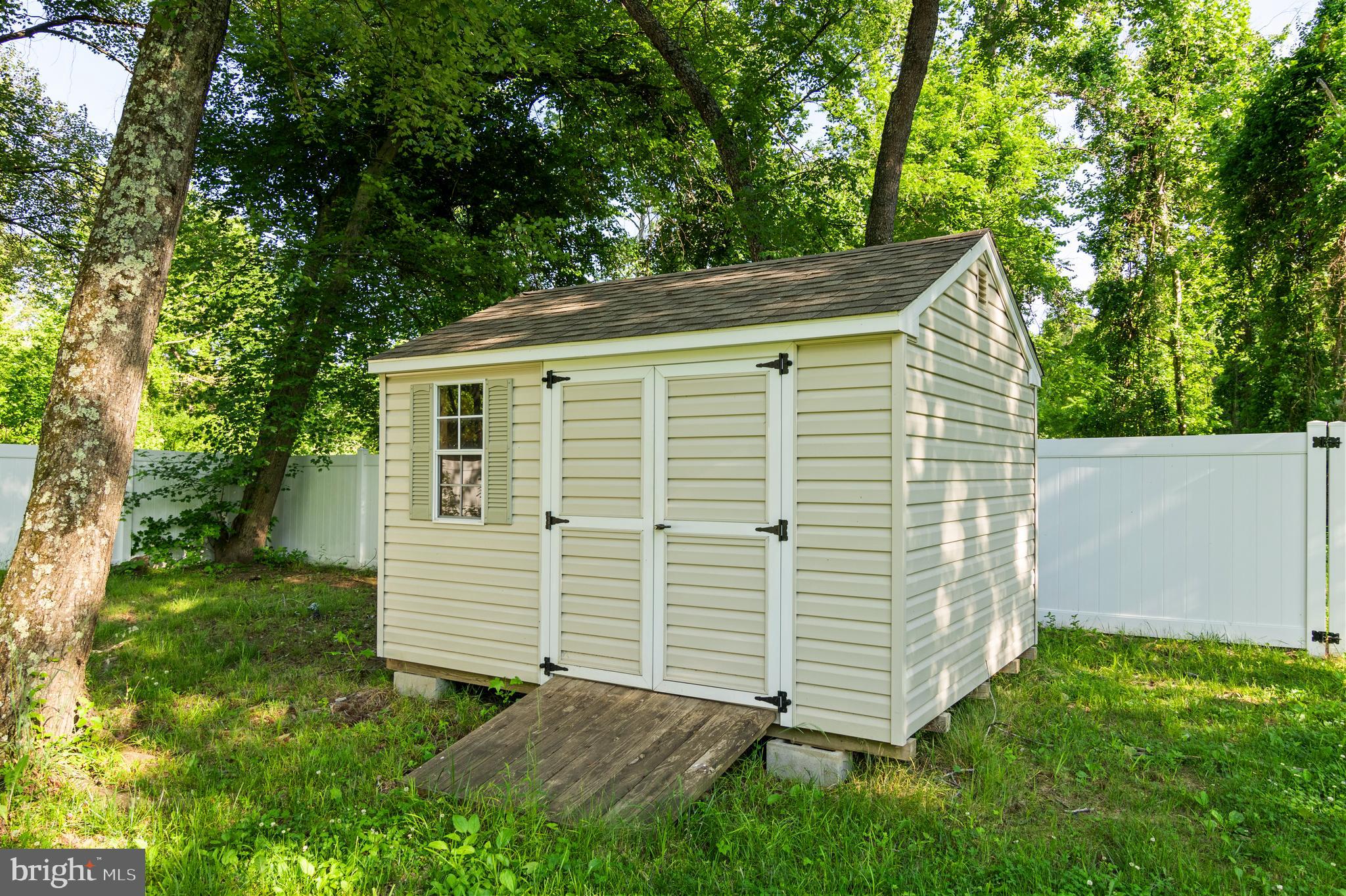 CLASSIC ACRES - Residential