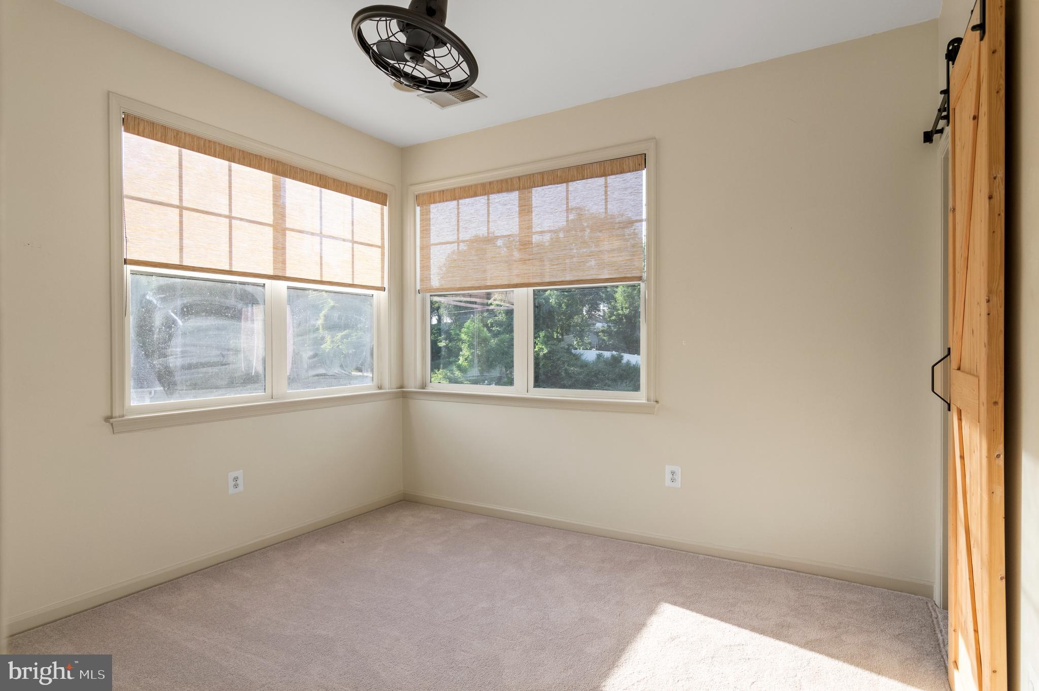 CLASSIC ACRES - Residential