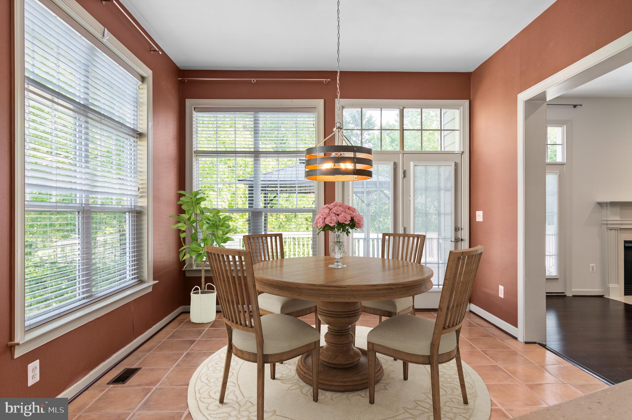 CLASSIC ACRES - Residential