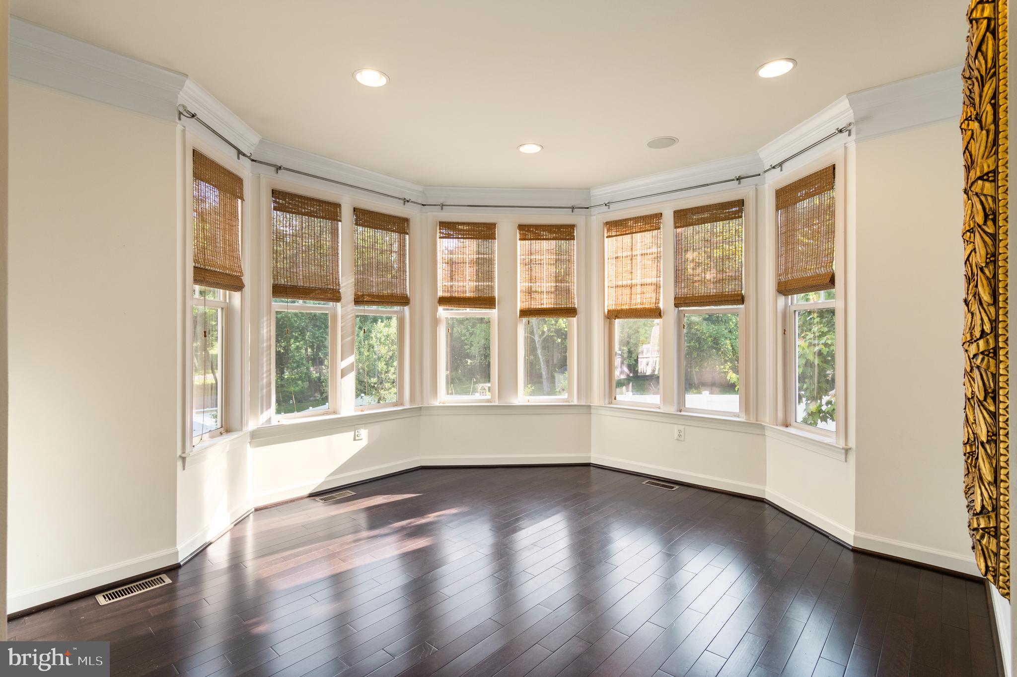 CLASSIC ACRES - Residential