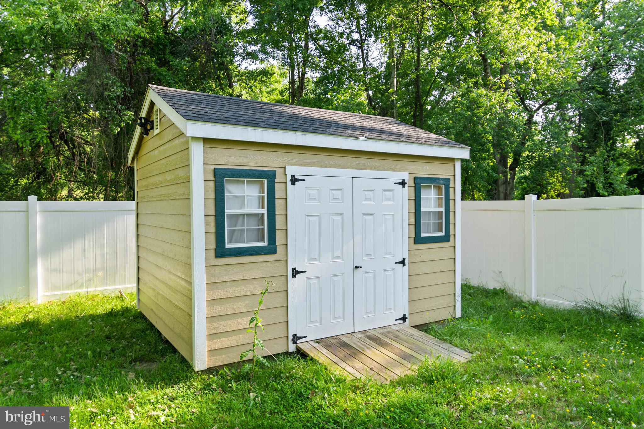 CLASSIC ACRES - Residential