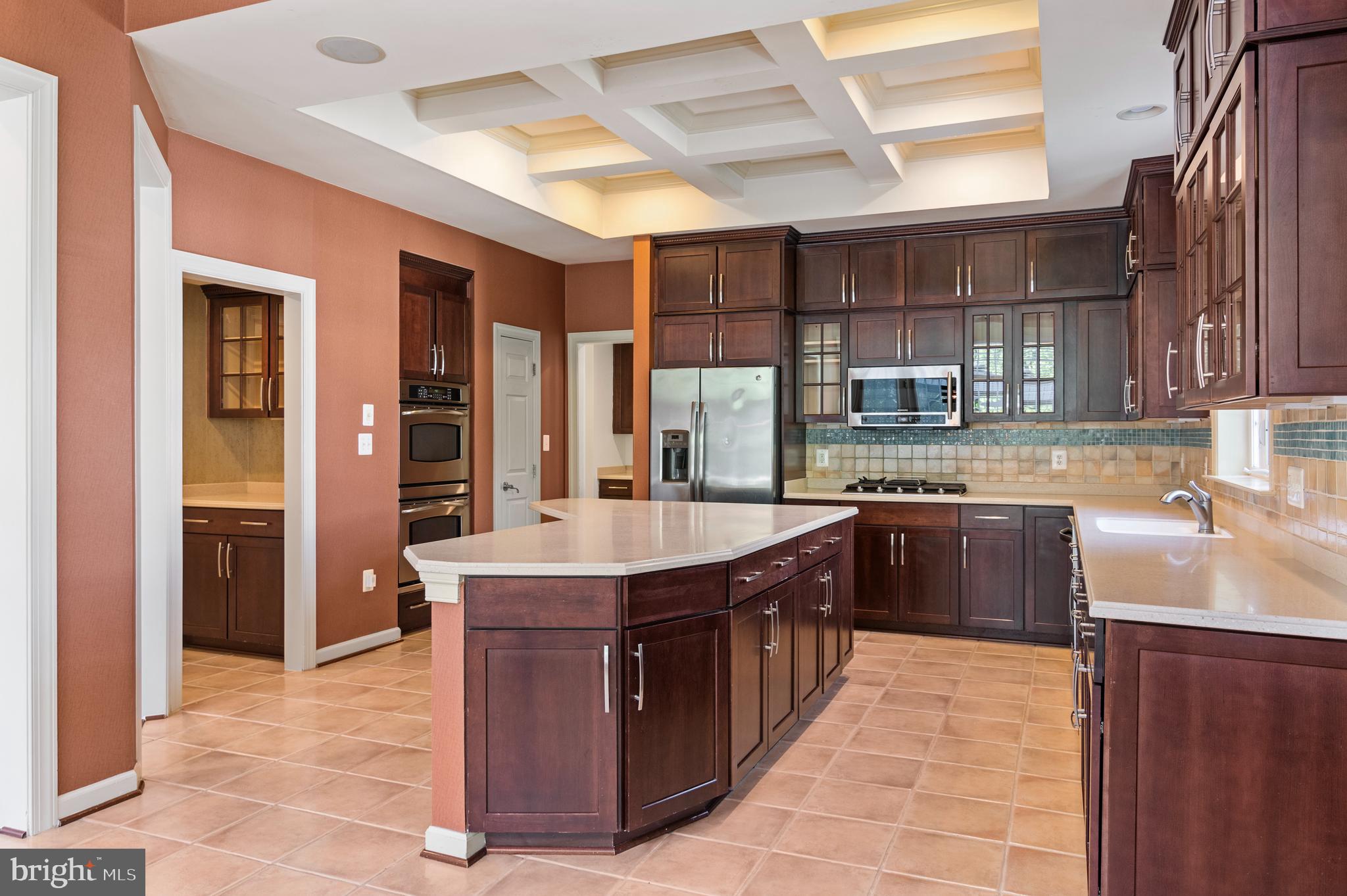 CLASSIC ACRES - Residential