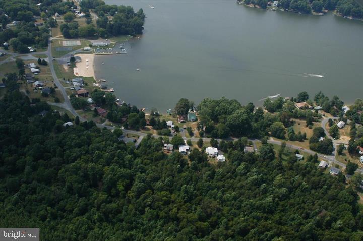 BLUE RIDGE SHORES - Residential