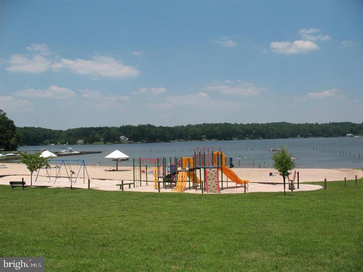 BLUE RIDGE SHORES - Residential