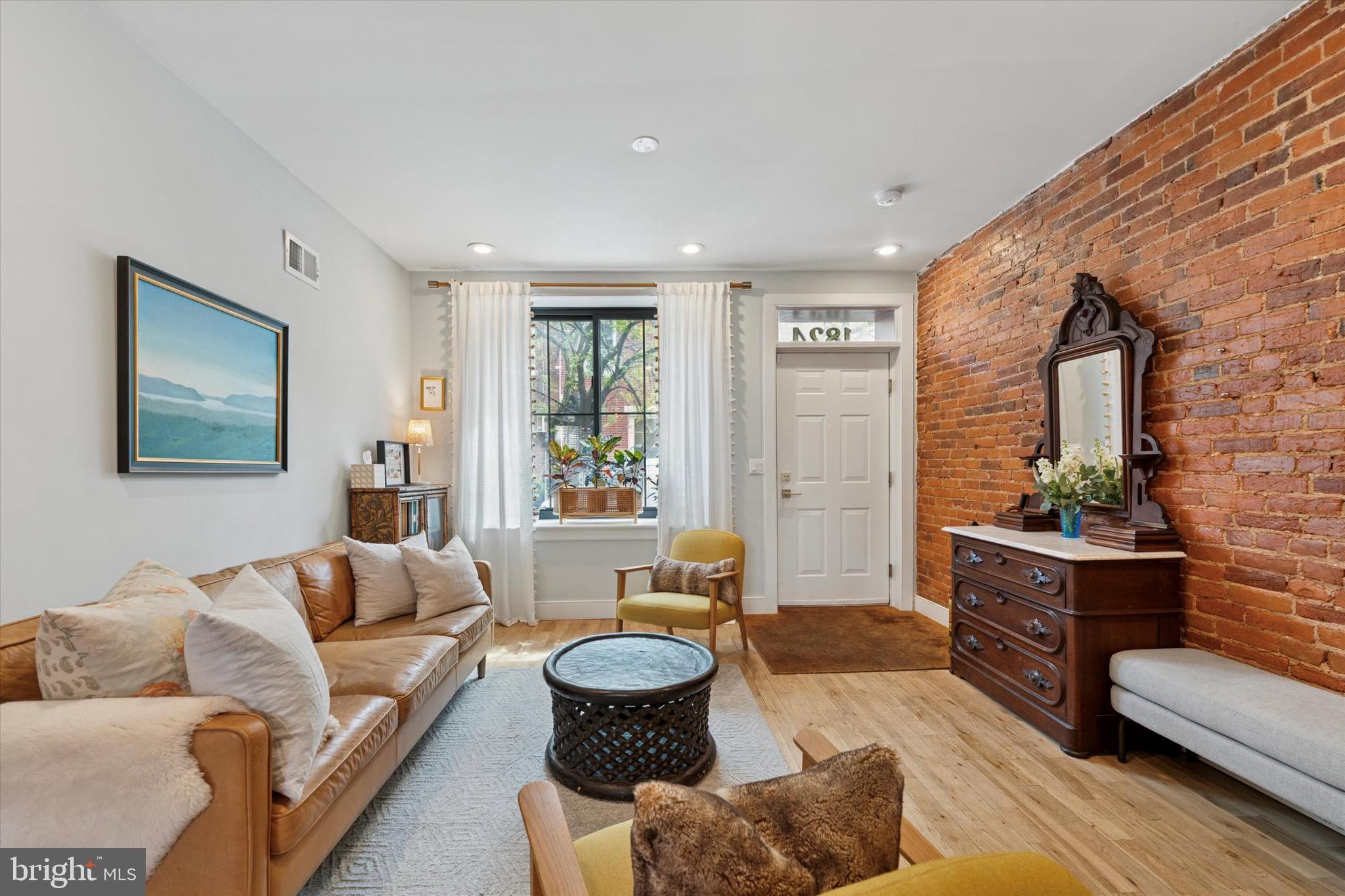 NEWBOLD - Residential