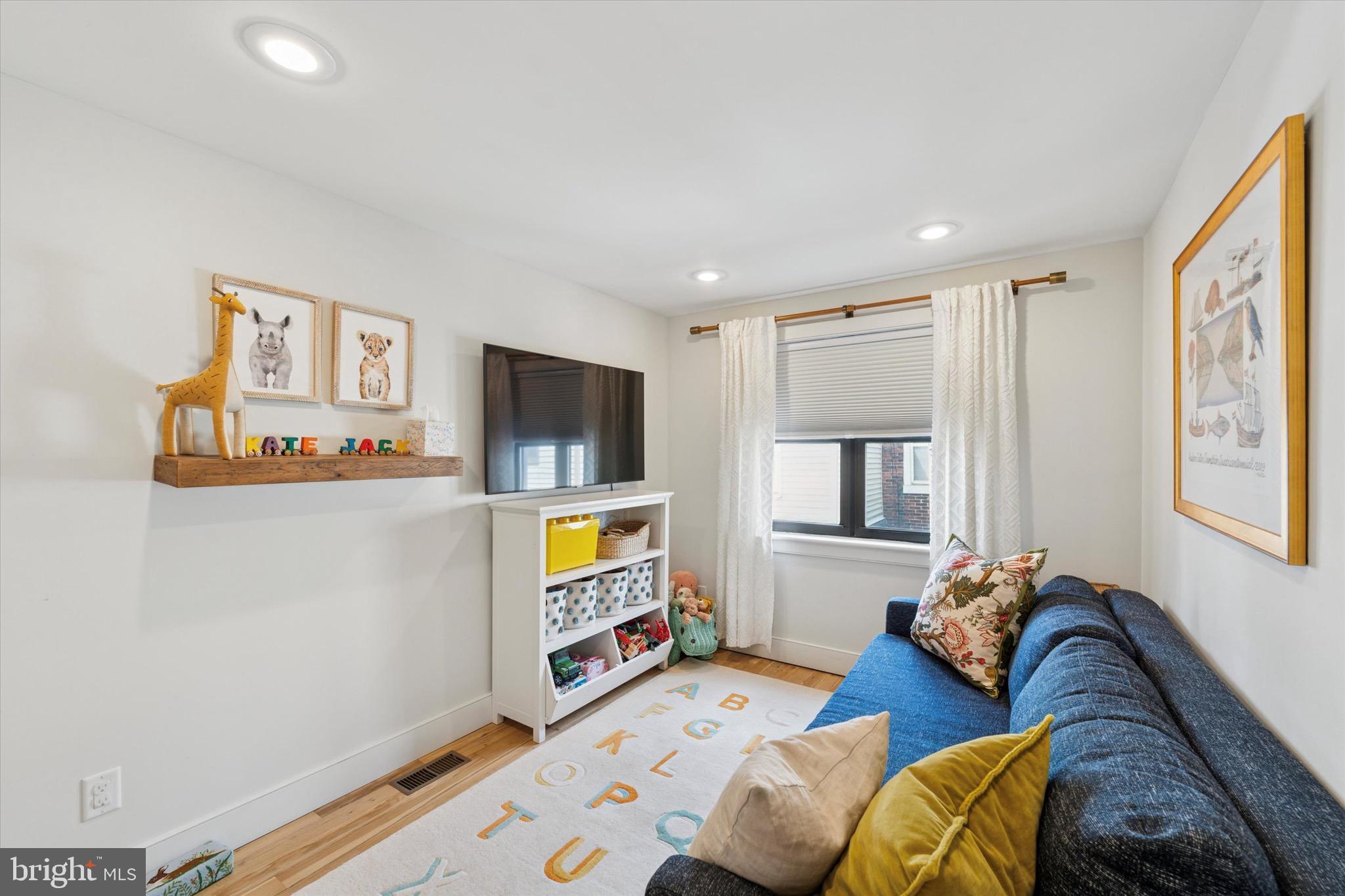 NEWBOLD - Residential