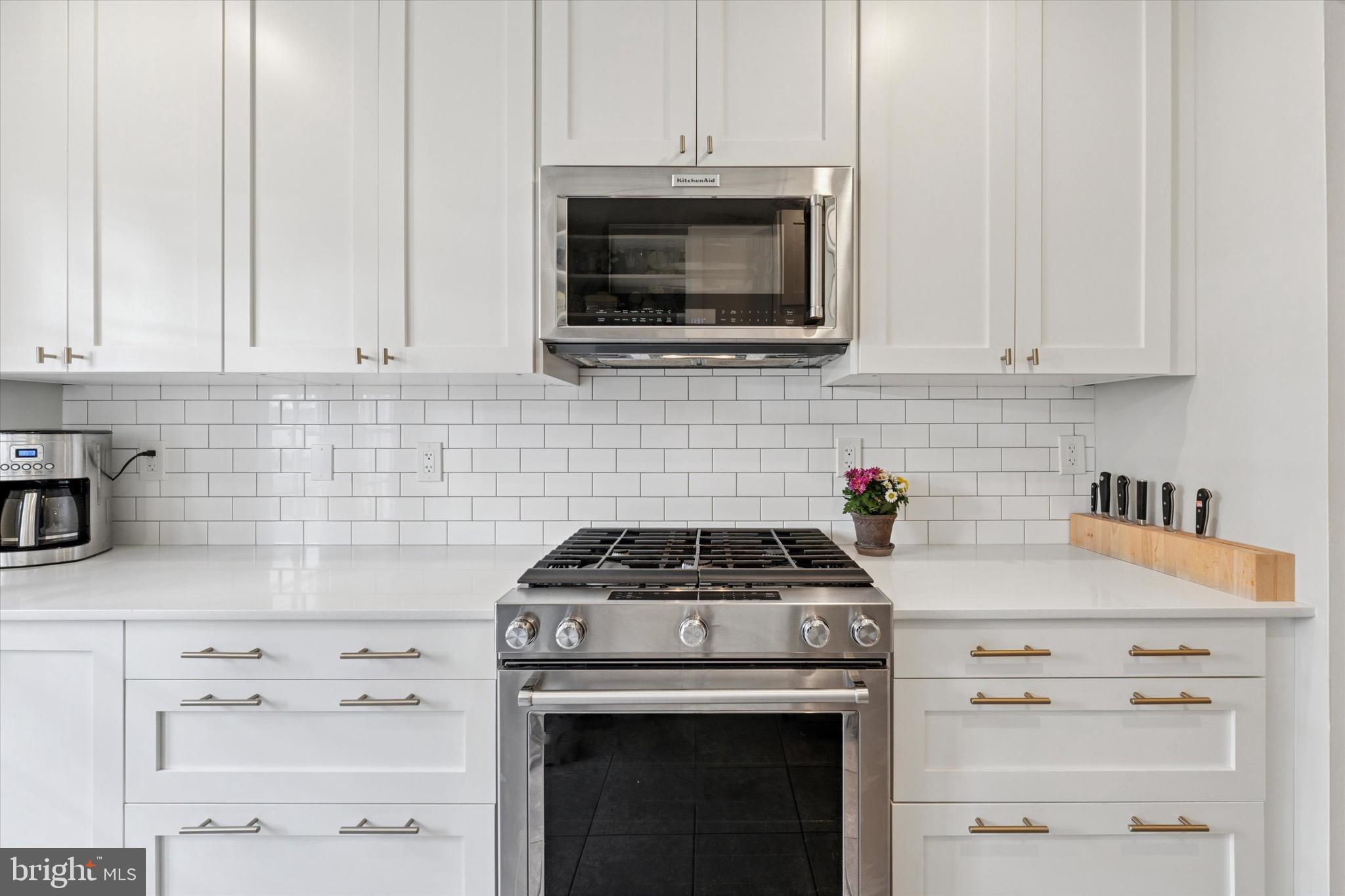 NEWBOLD - Residential