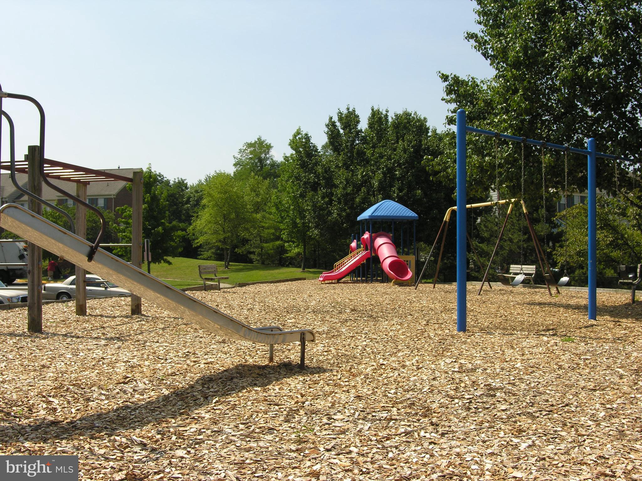 SURREY AT MANCHESTER LAKES - Residential