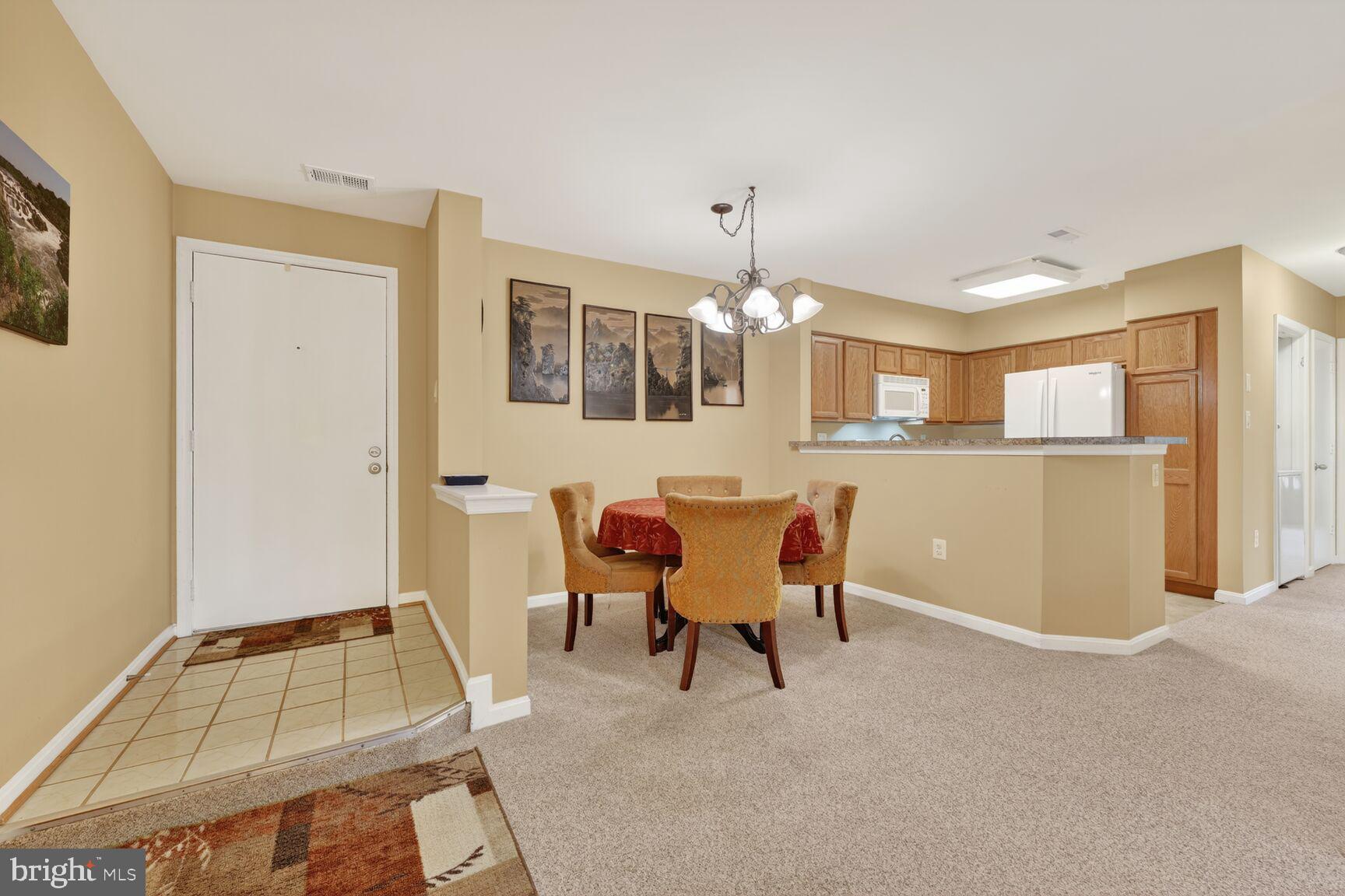 SURREY AT MANCHESTER LAKES - Residential