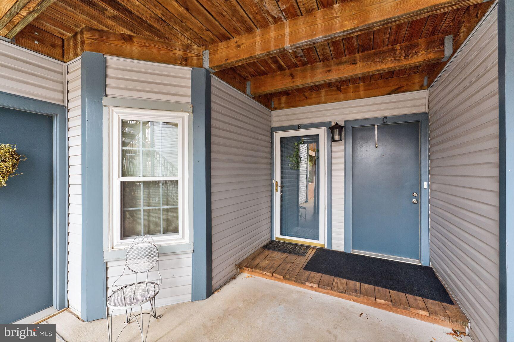 SURREY AT MANCHESTER LAKES - Residential