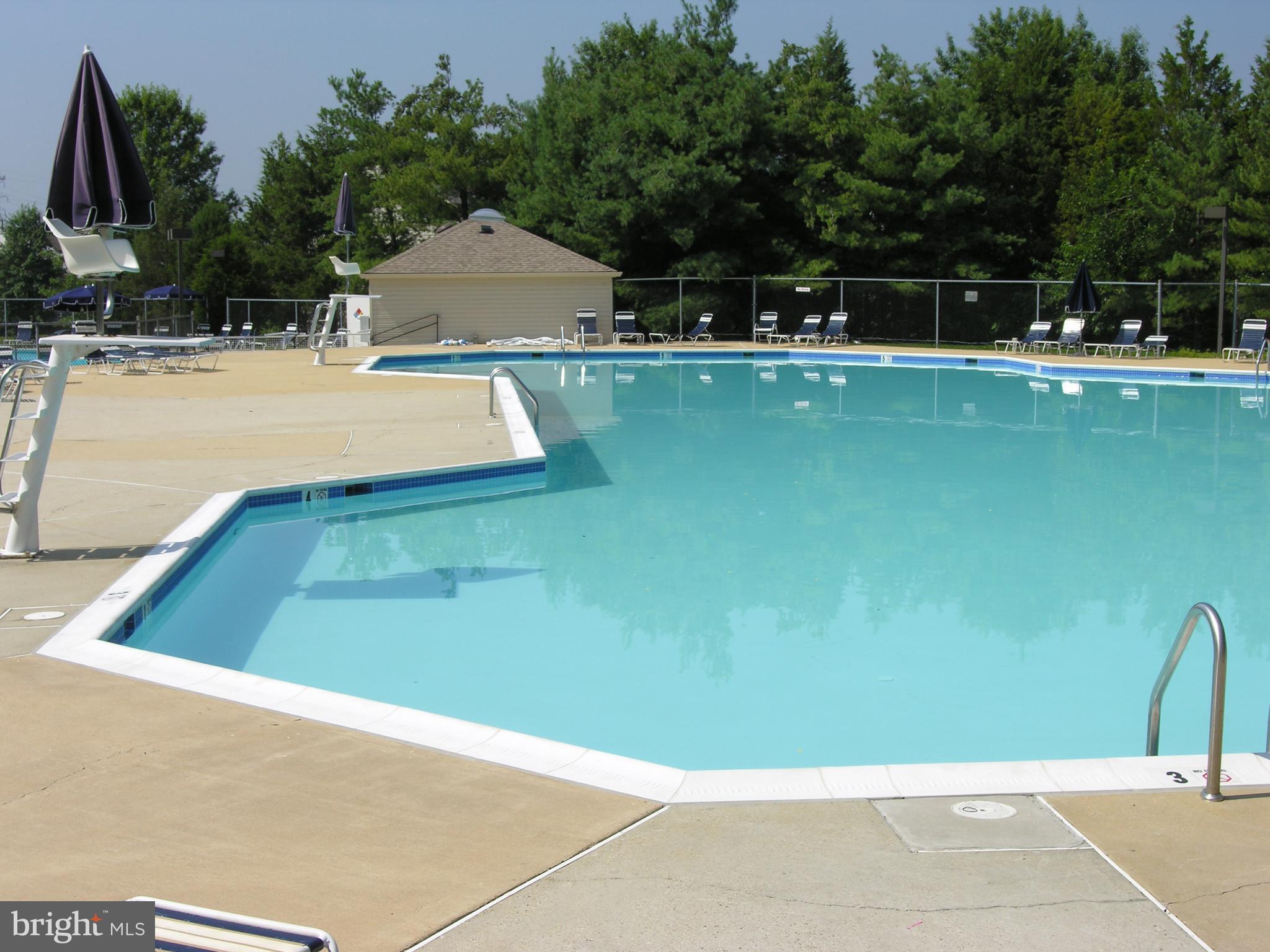 SURREY AT MANCHESTER LAKES - Residential