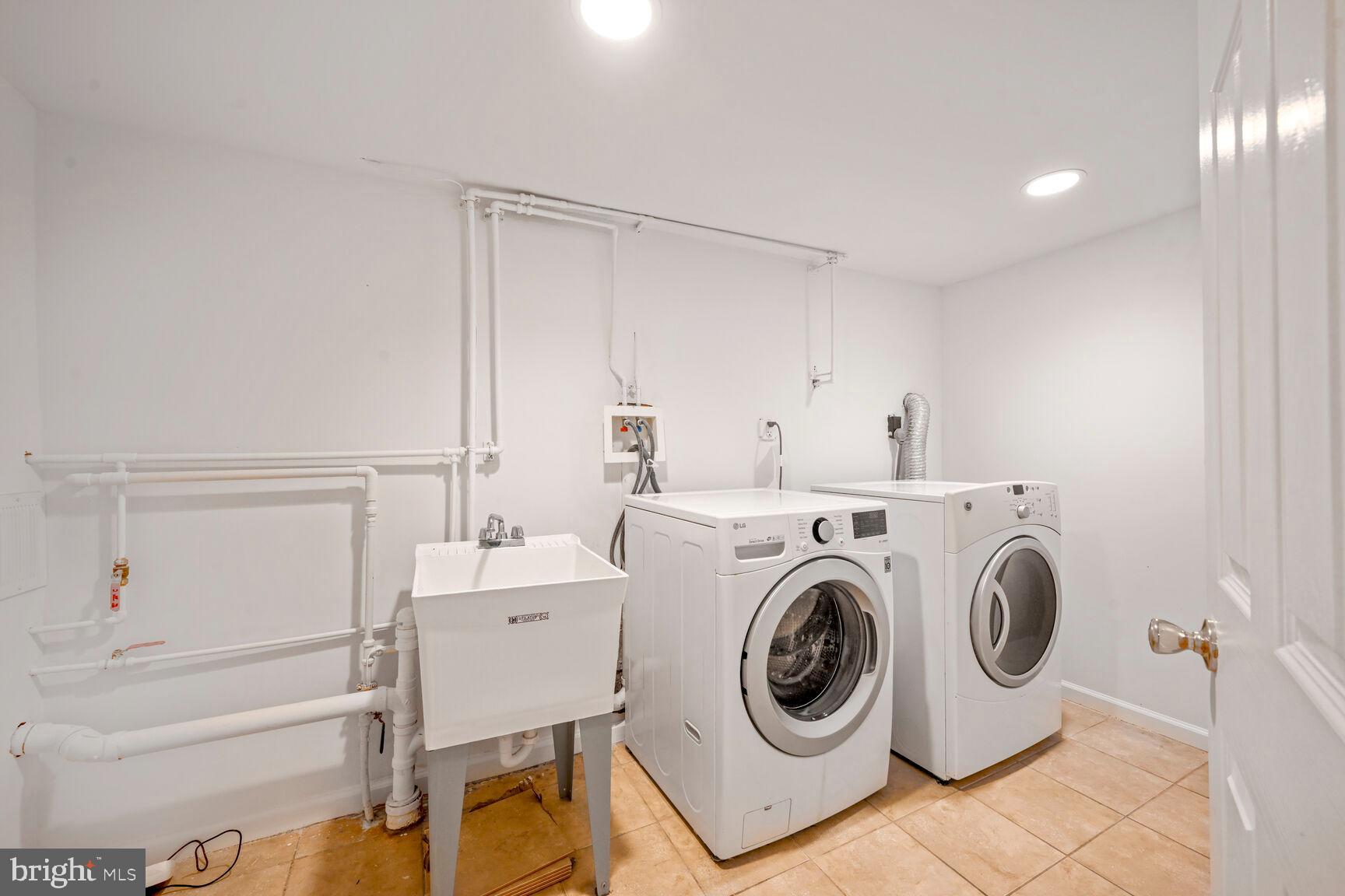 WEST CHEVY CHASE HEIGHTS - Residential