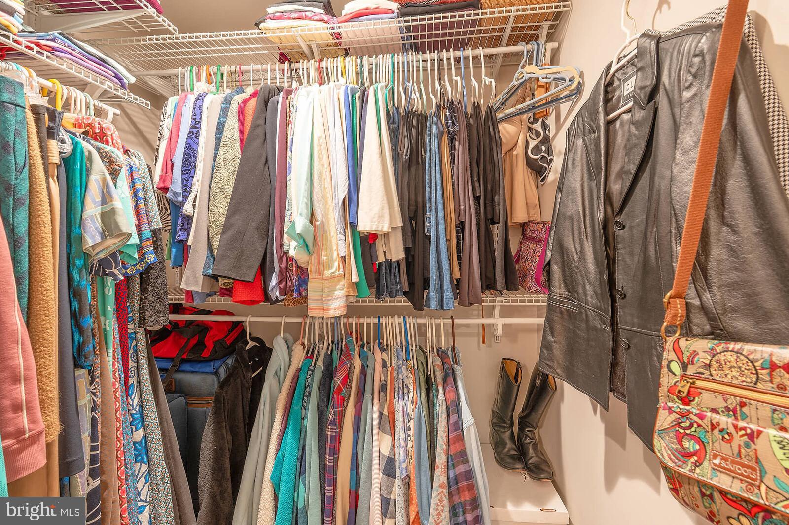 GEORGETOWN VILLAGE - Residential