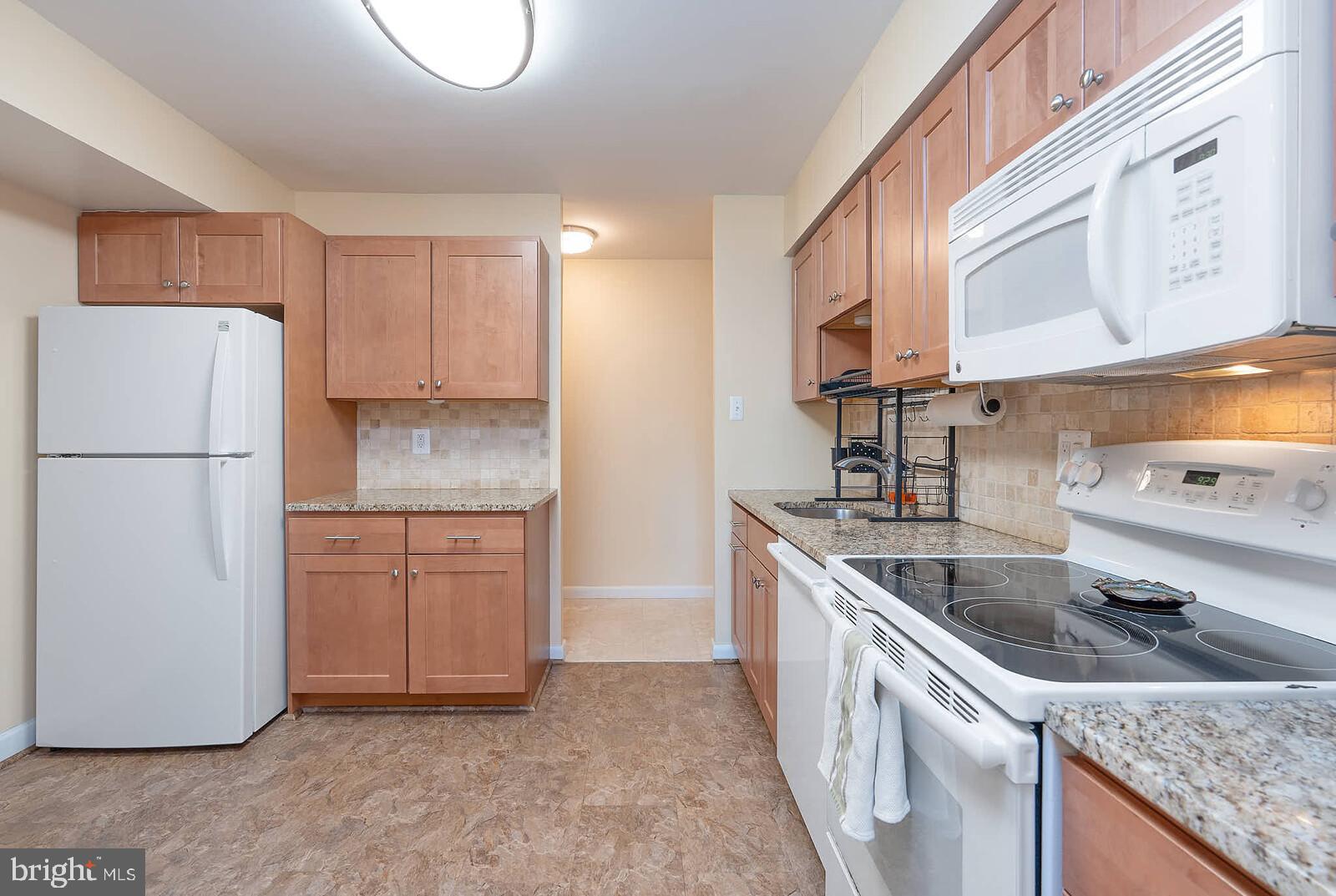 GEORGETOWN VILLAGE - Residential