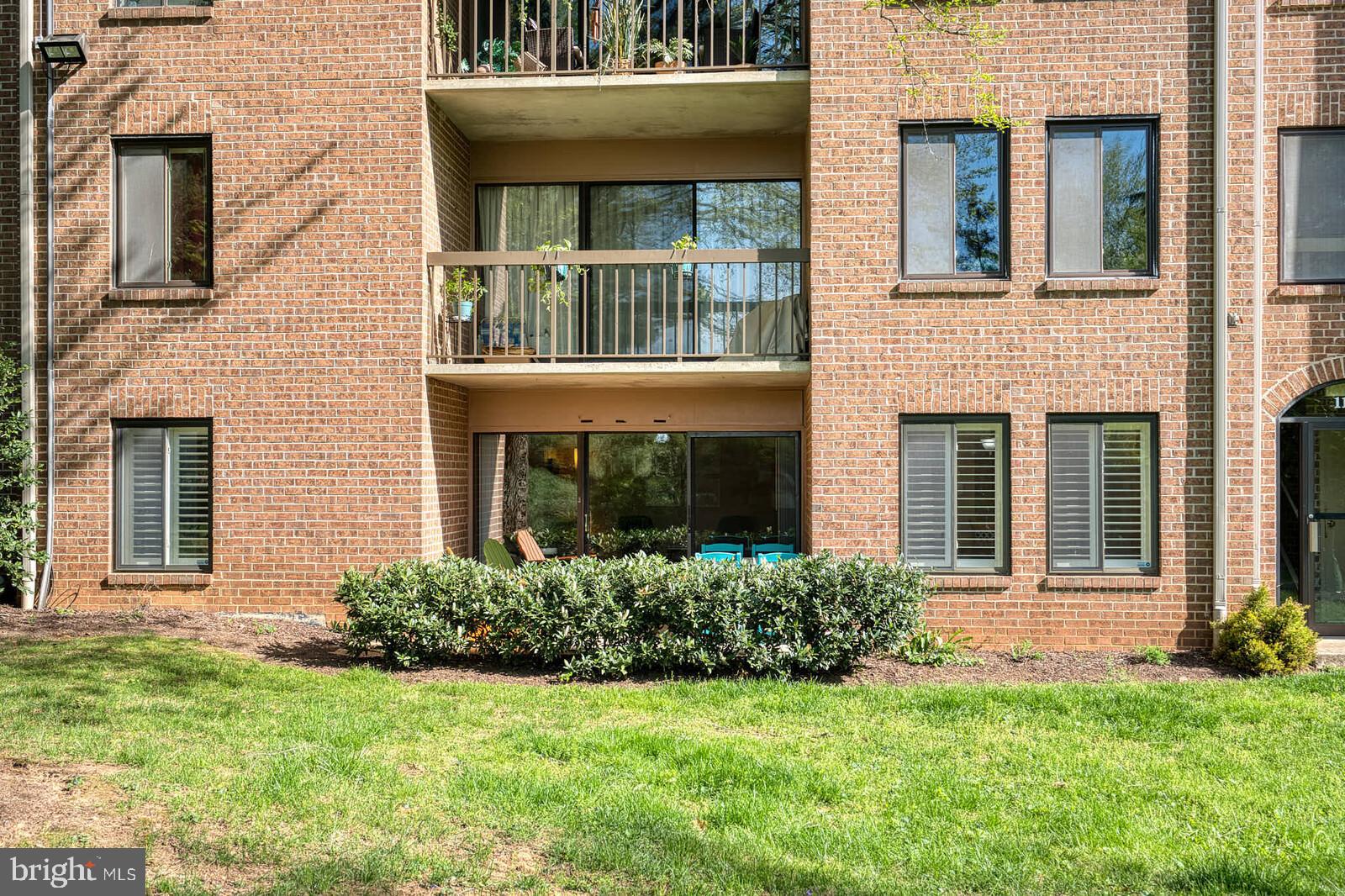 GEORGETOWN VILLAGE - Residential