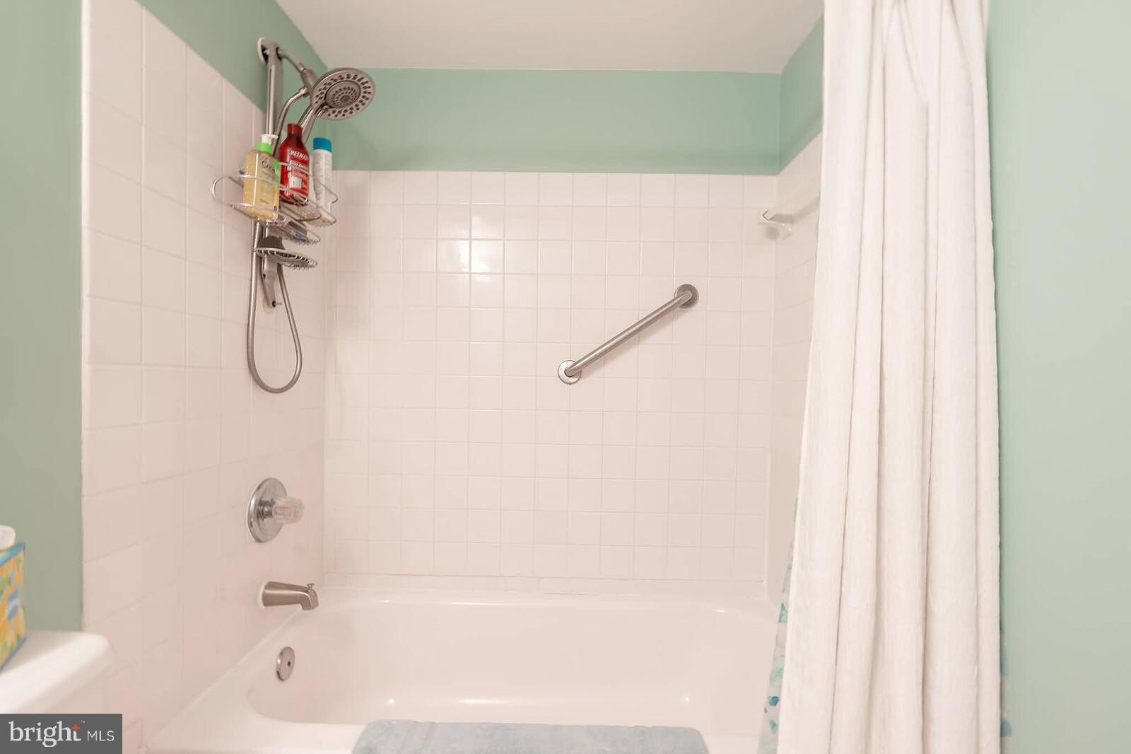 GEORGETOWN VILLAGE - Residential