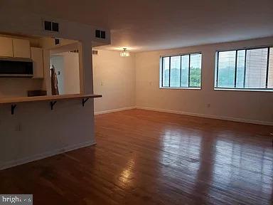 2016 N ADAMS STREET 706