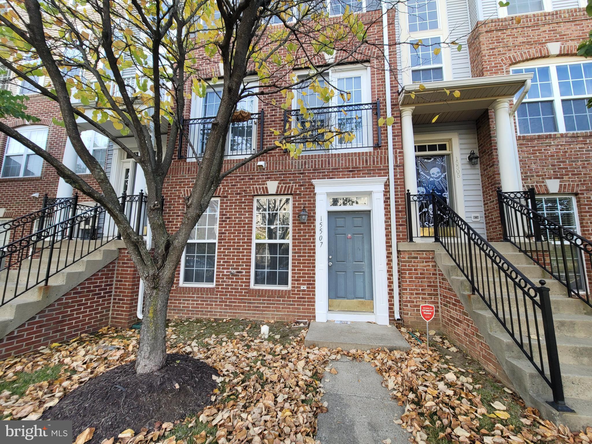 POWELLS RUN VILLAGE COND - Residential