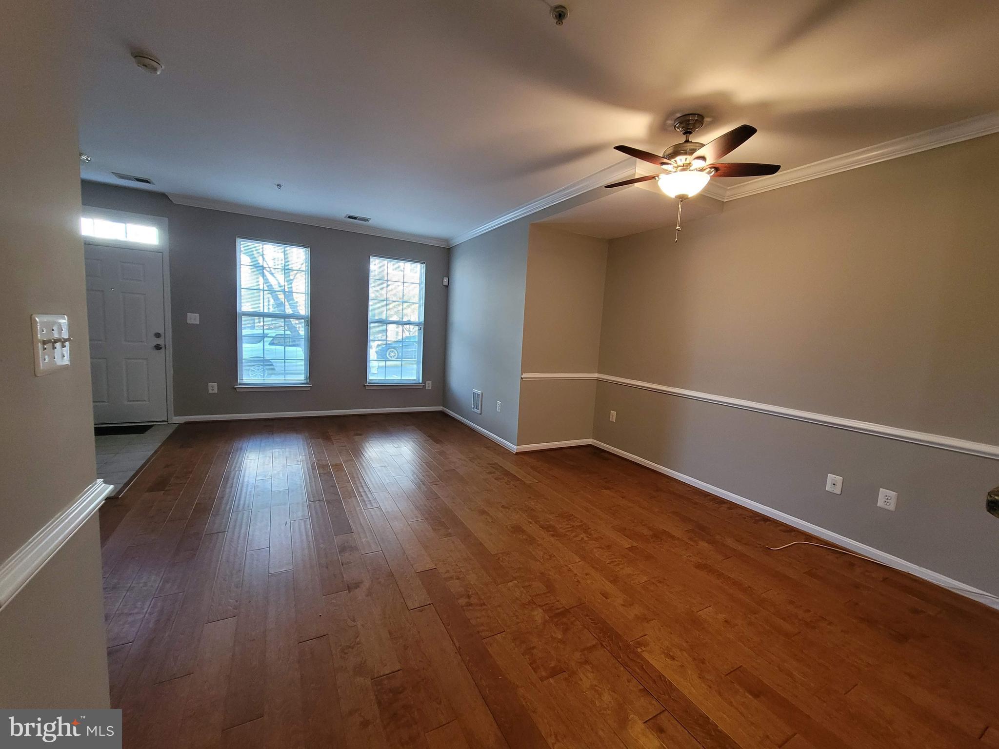 POWELLS RUN VILLAGE COND - Residential