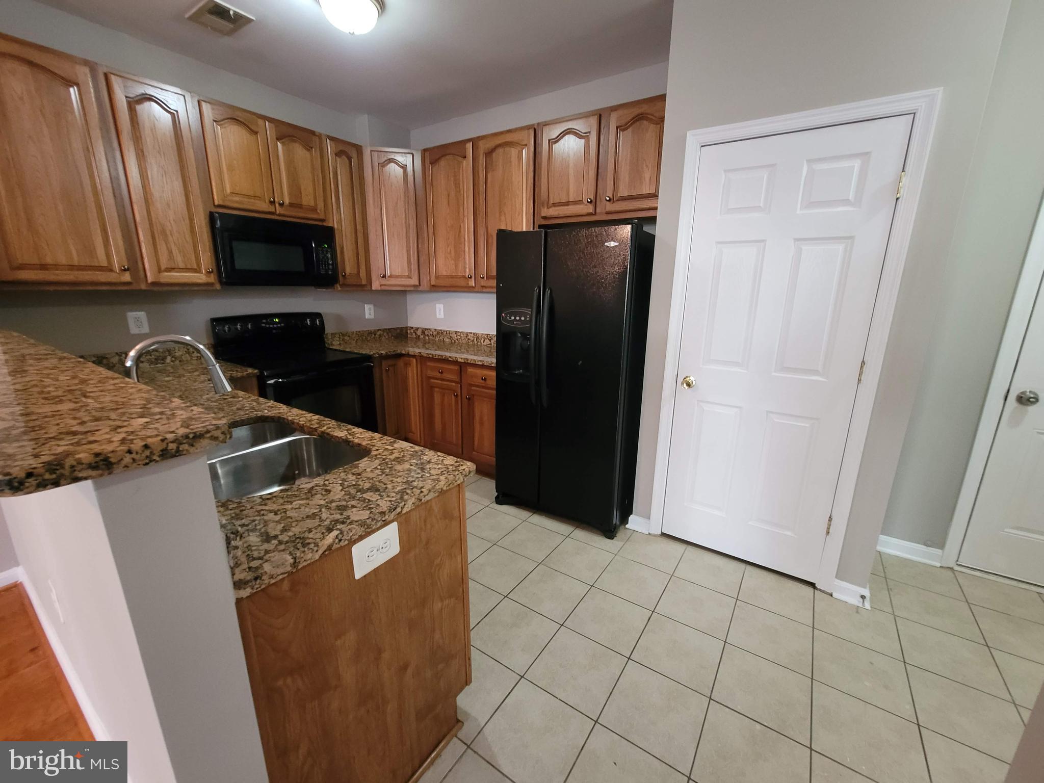 POWELLS RUN VILLAGE COND - Residential