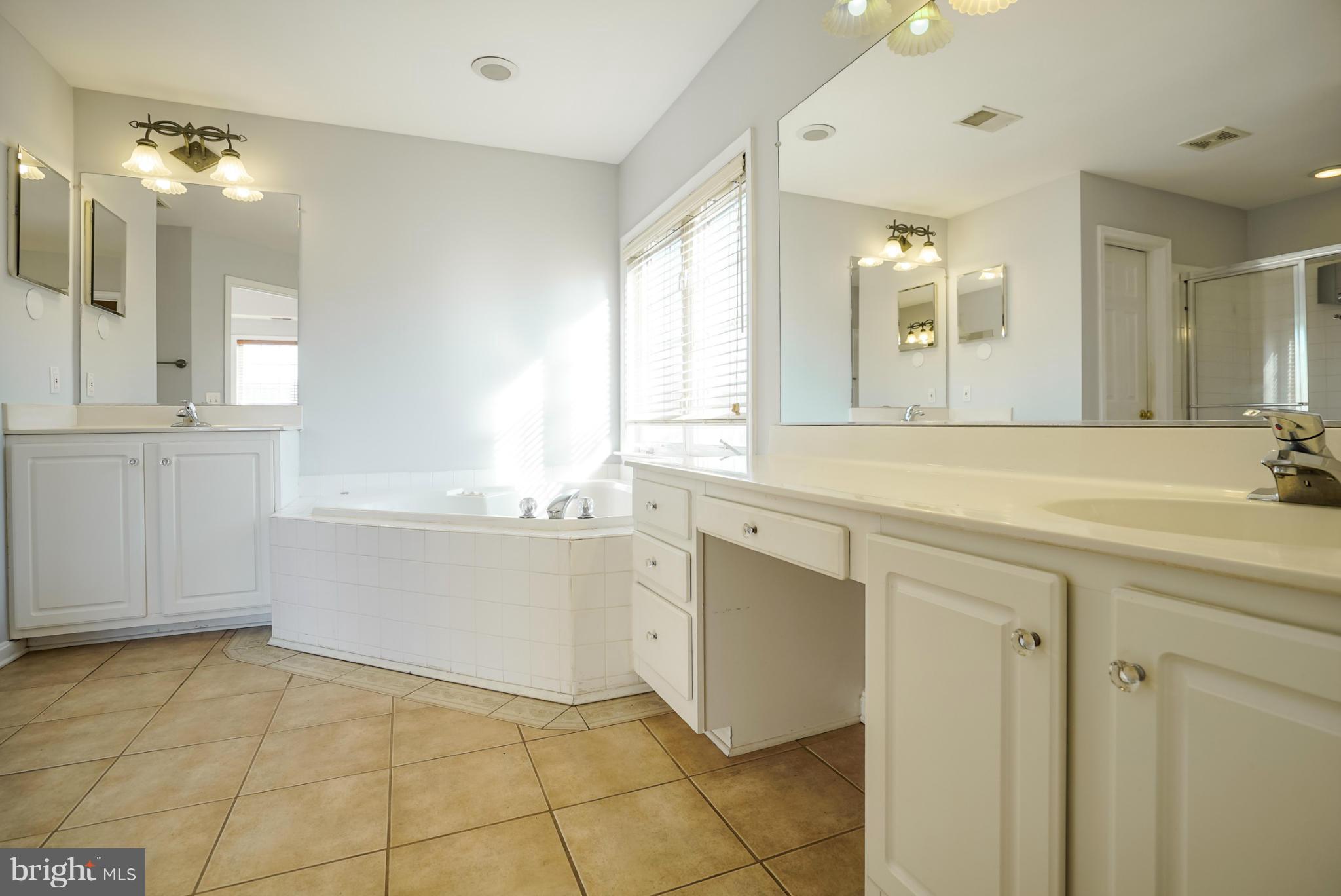 WINDING CREEK ESTATES - Residential