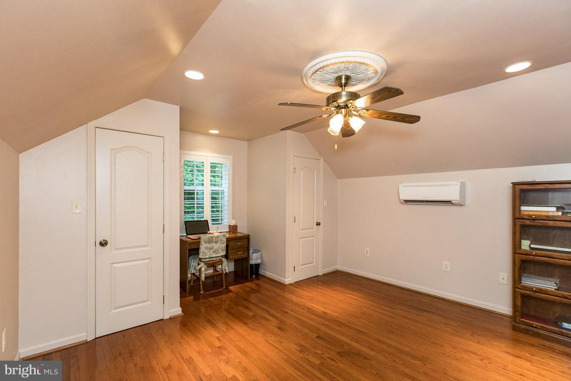 PERSIMMON HILLS - Residential