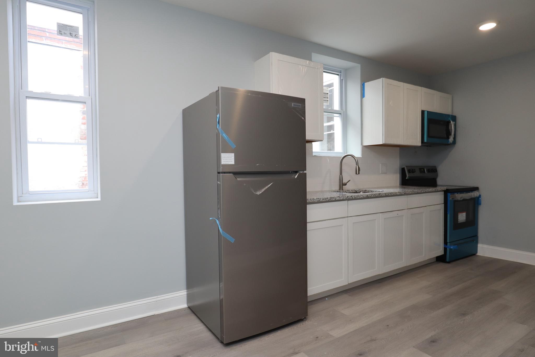 TEMPLE UNIVERSITY - Residential Lease
