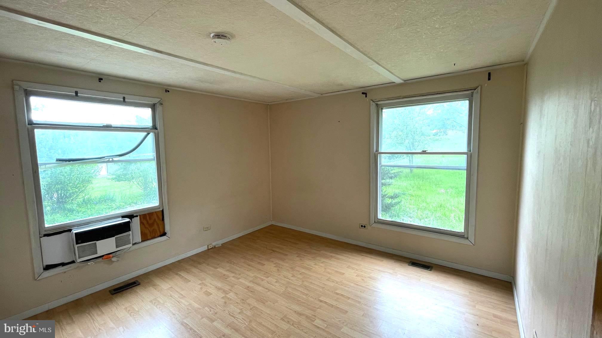 STONY RUN - Residential