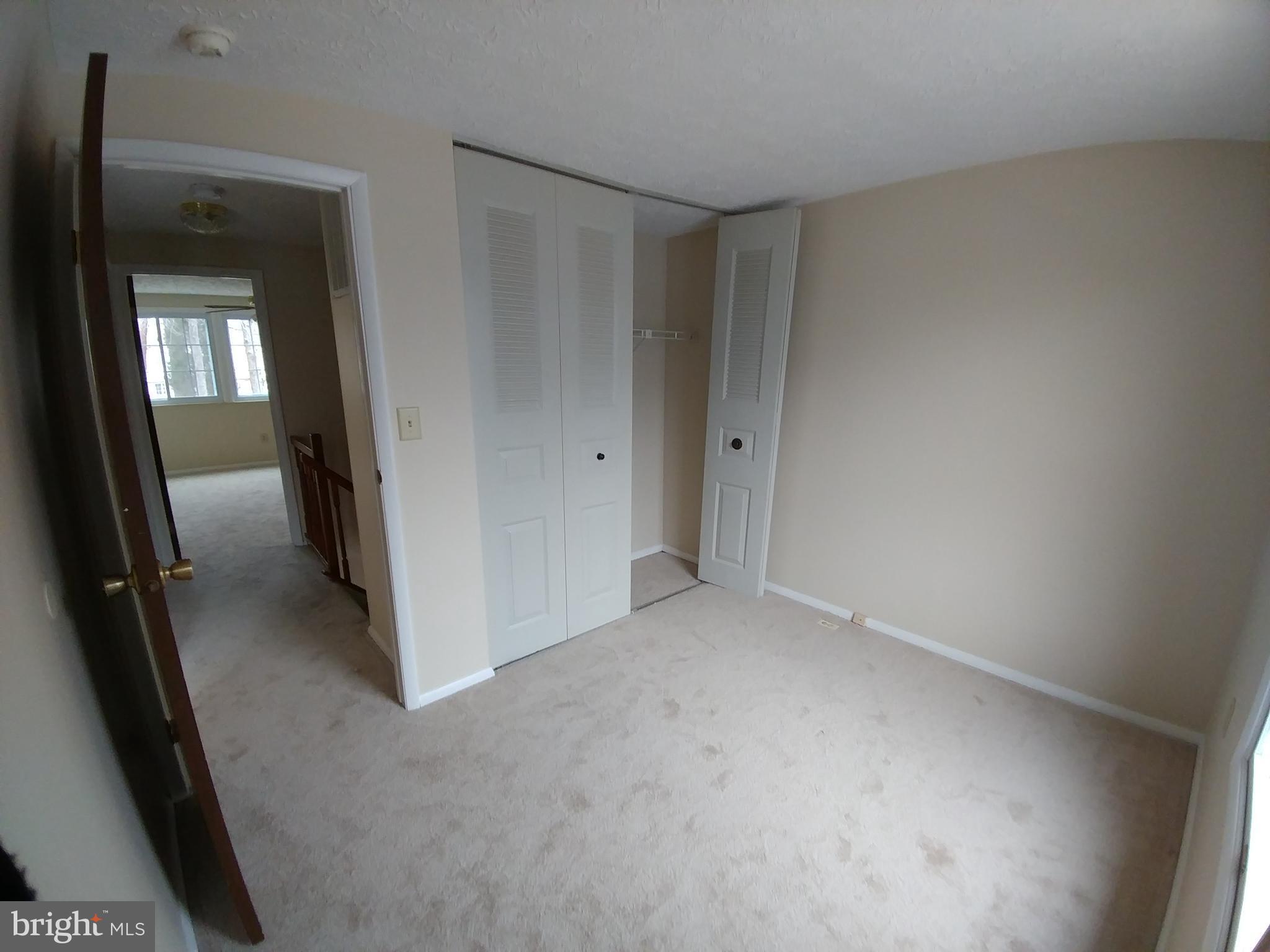 WOODS EDGE TOWNHOME CONDOMINIUMS - Residential Lease