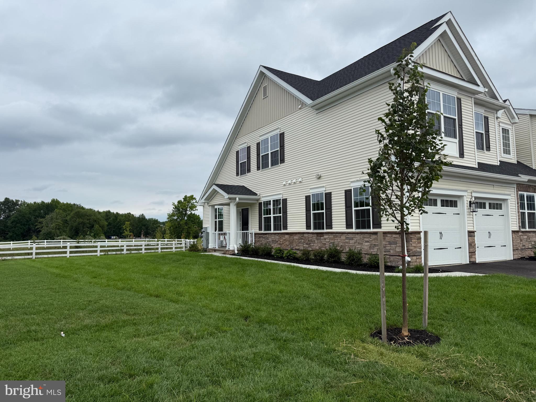 1404 JUSTIN DRIVE