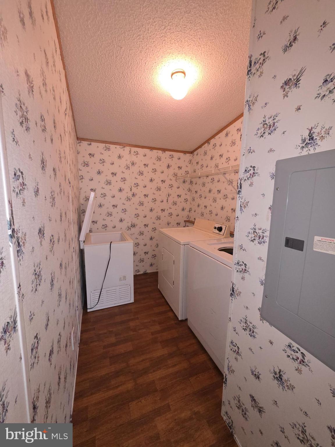 QUAIL RUN ESTATES - Residential