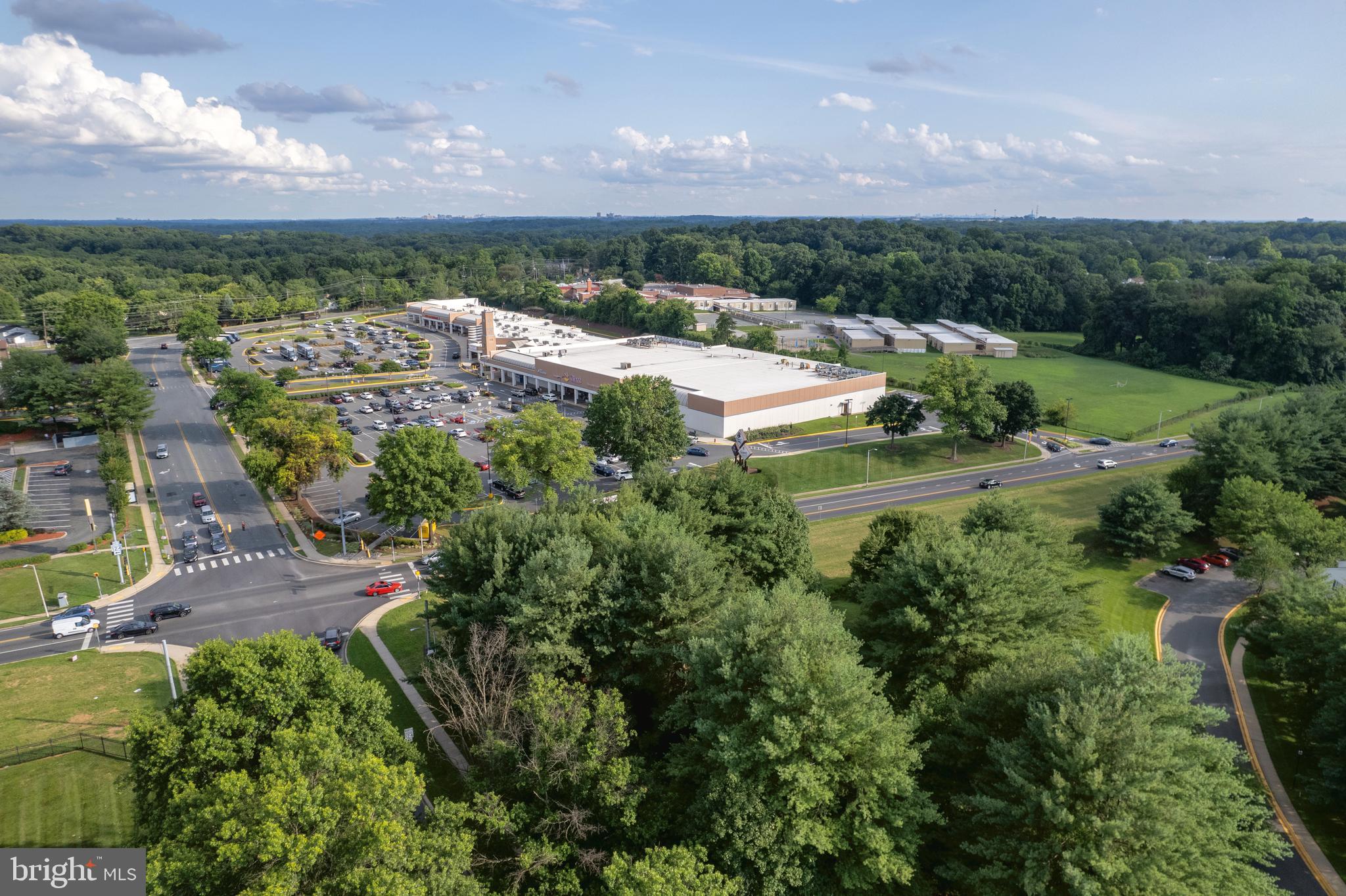 WILLOW WOOD - Residential