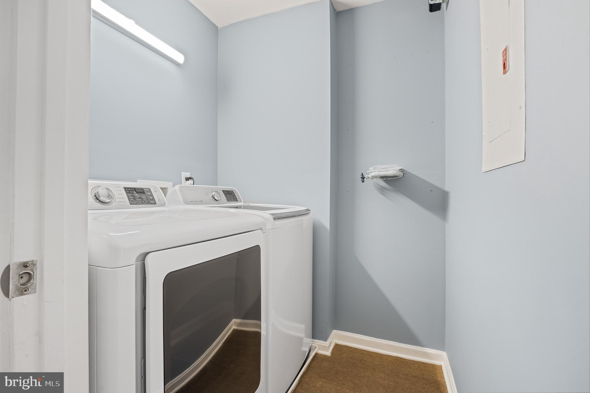 WILLOW WOOD - Residential