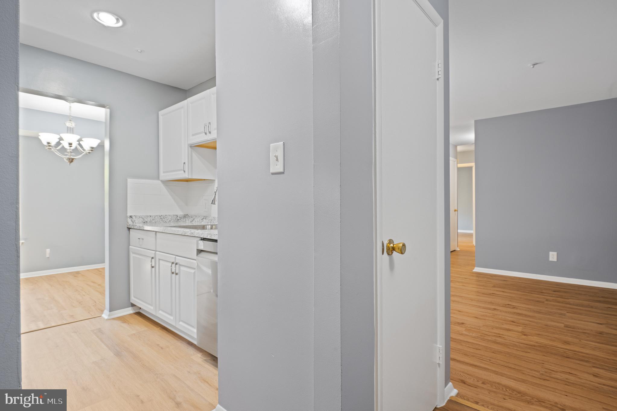 7902 BADENLOCH WAY 303