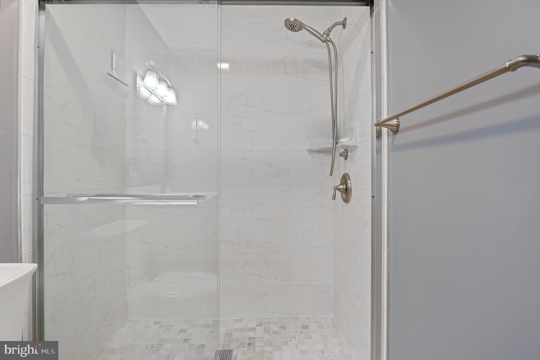 WILLOW WOOD - Residential