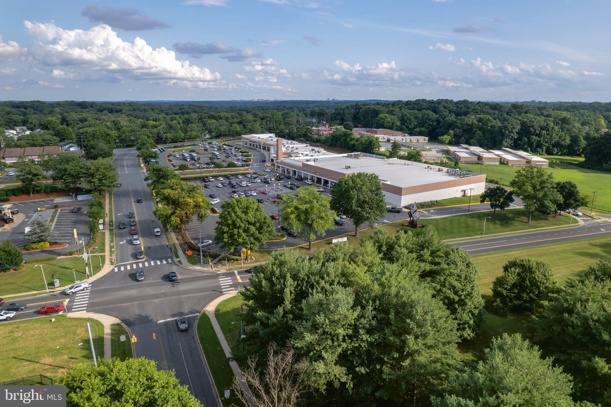 WILLOW WOOD - Residential