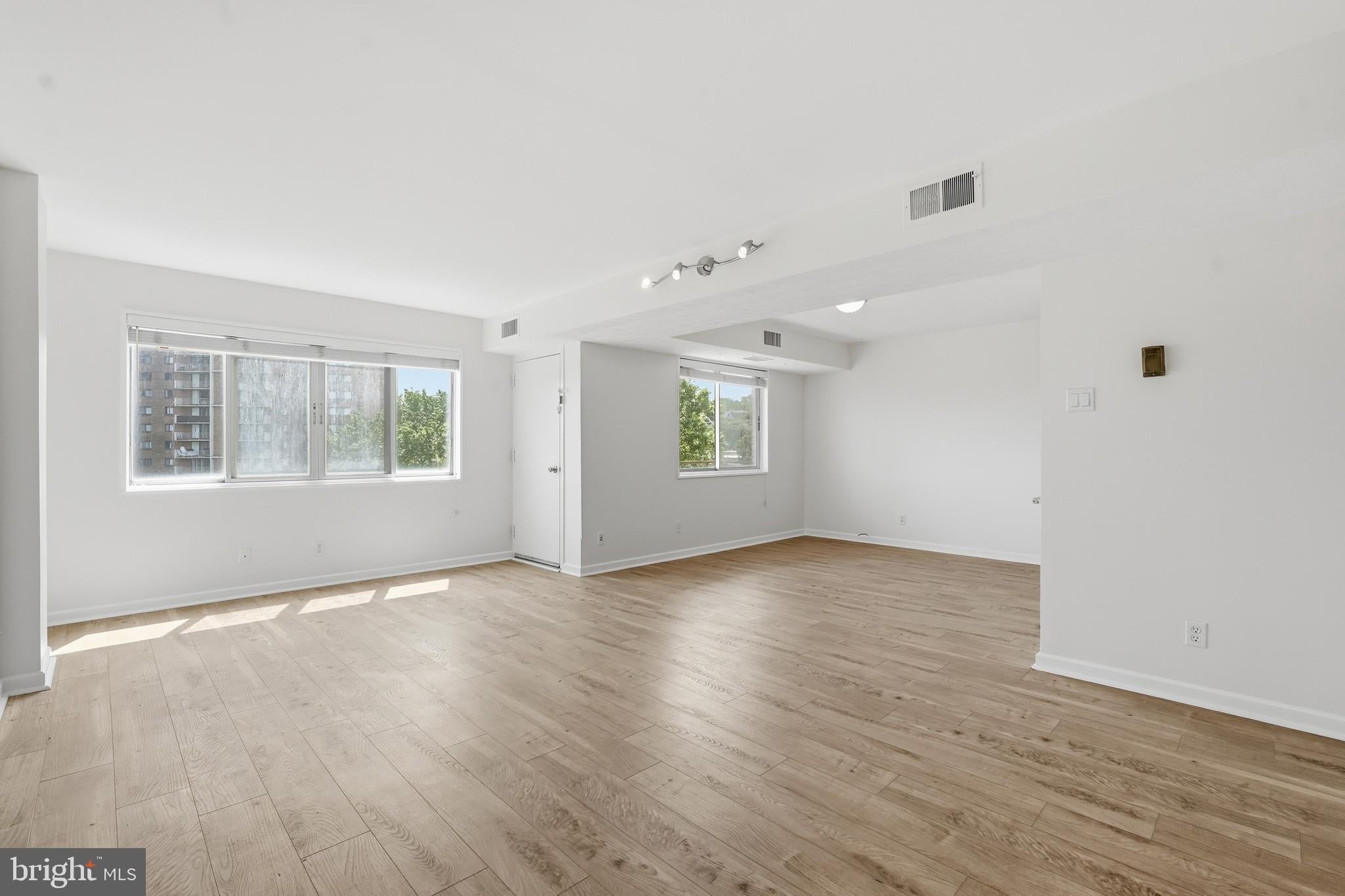 5340 HOLMES RUN PARKWAY 704
