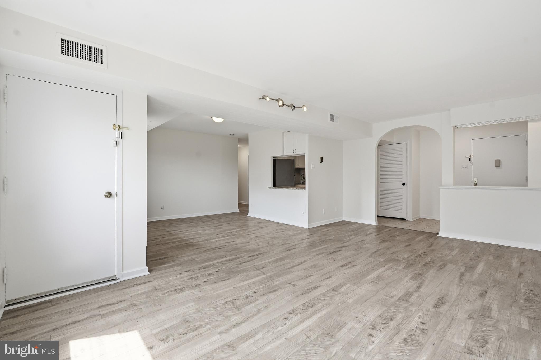 5340 HOLMES RUN PARKWAY 704