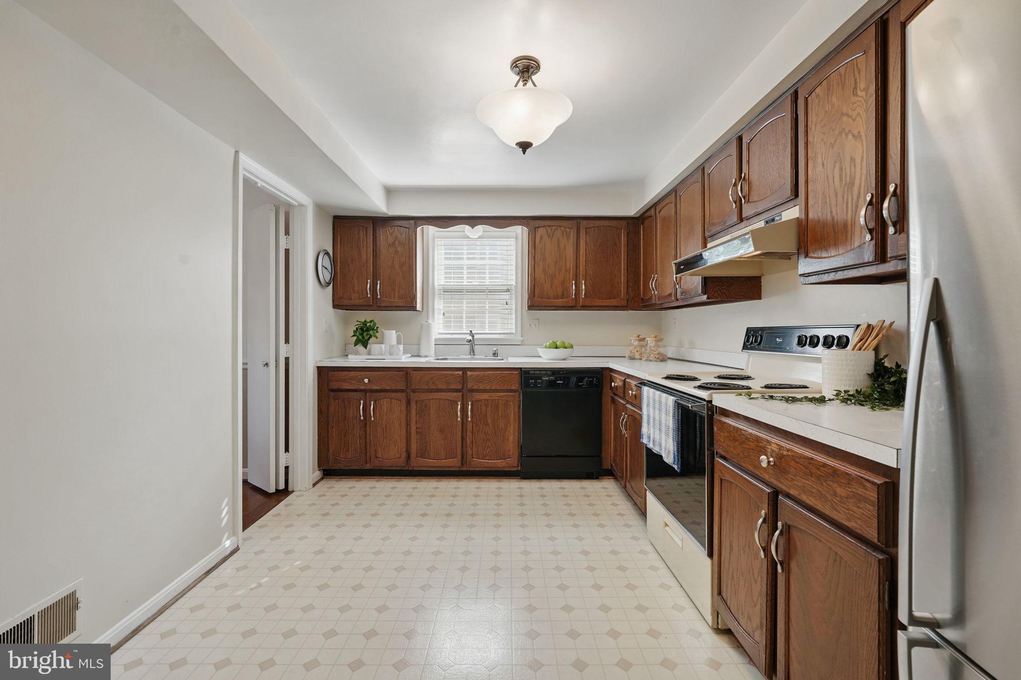 STONELEIGH - Residential