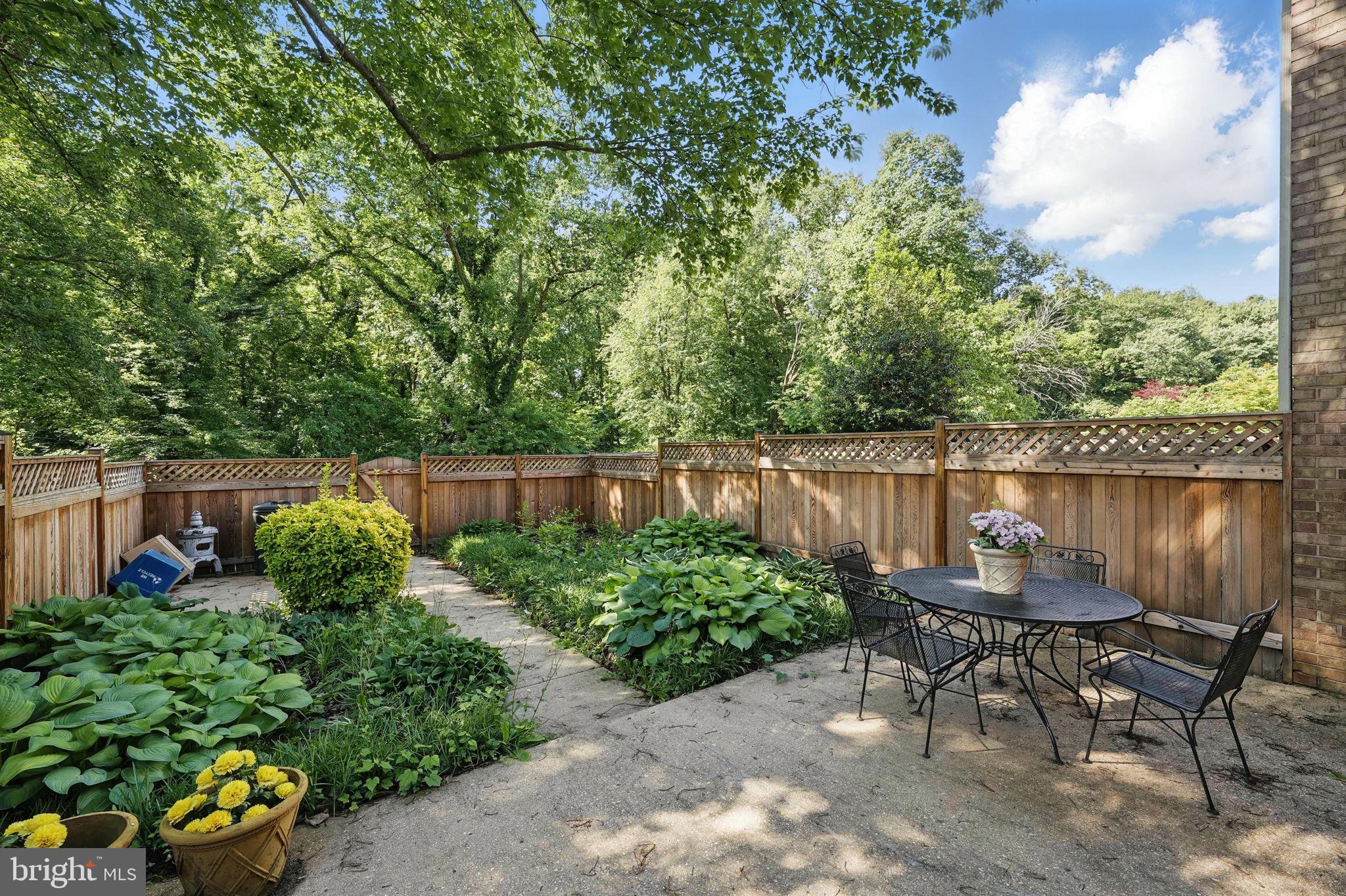 STONELEIGH - Residential