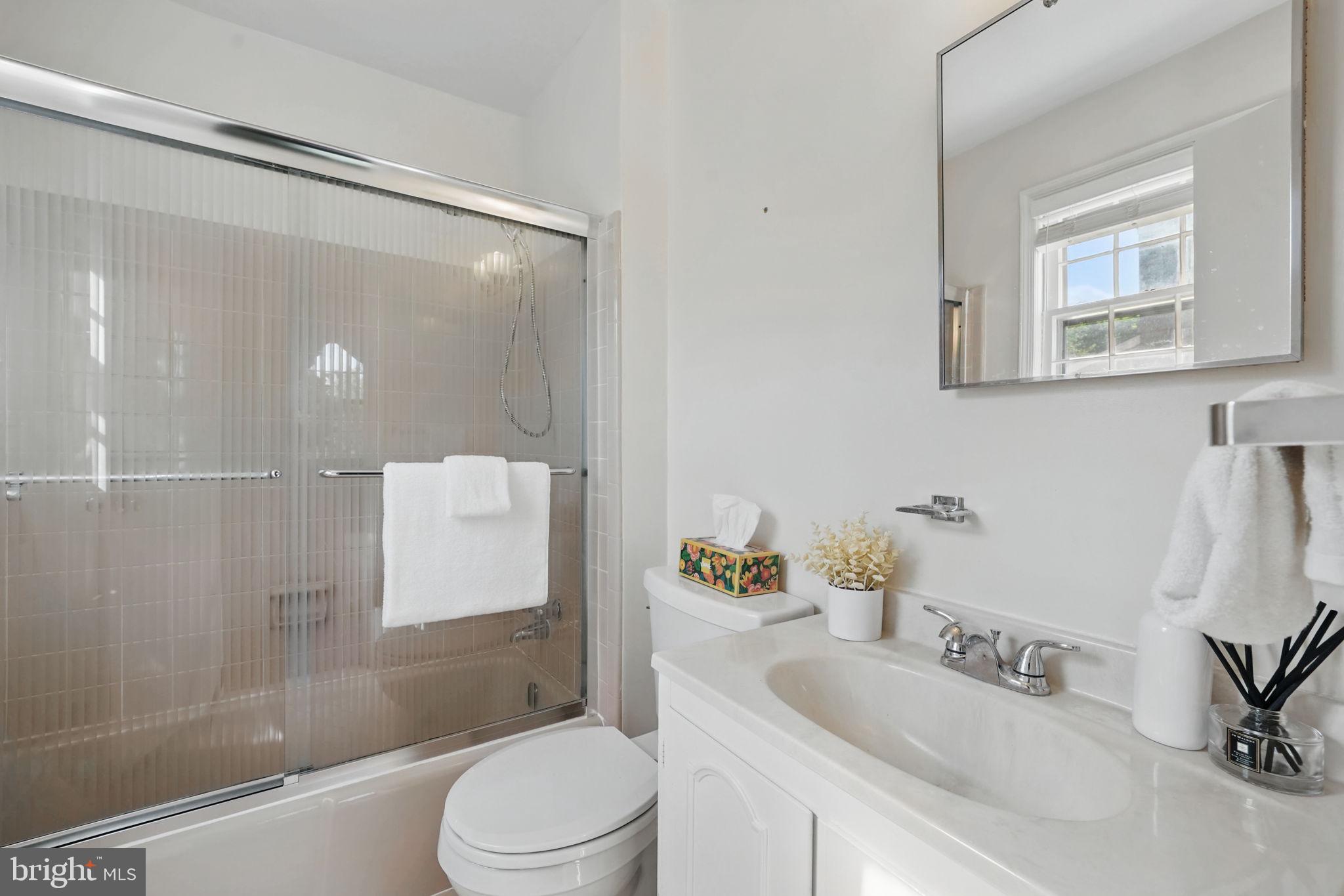 STONELEIGH - Residential