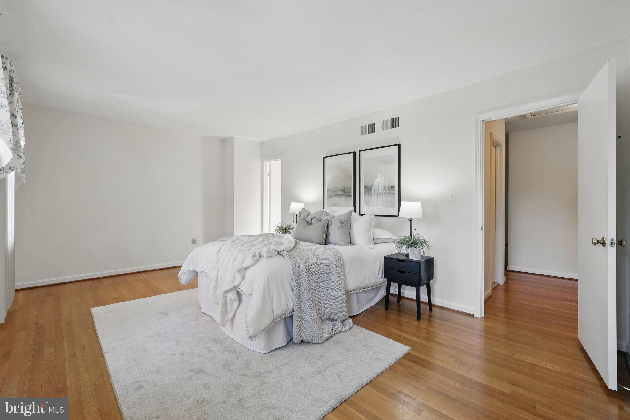 STONELEIGH - Residential