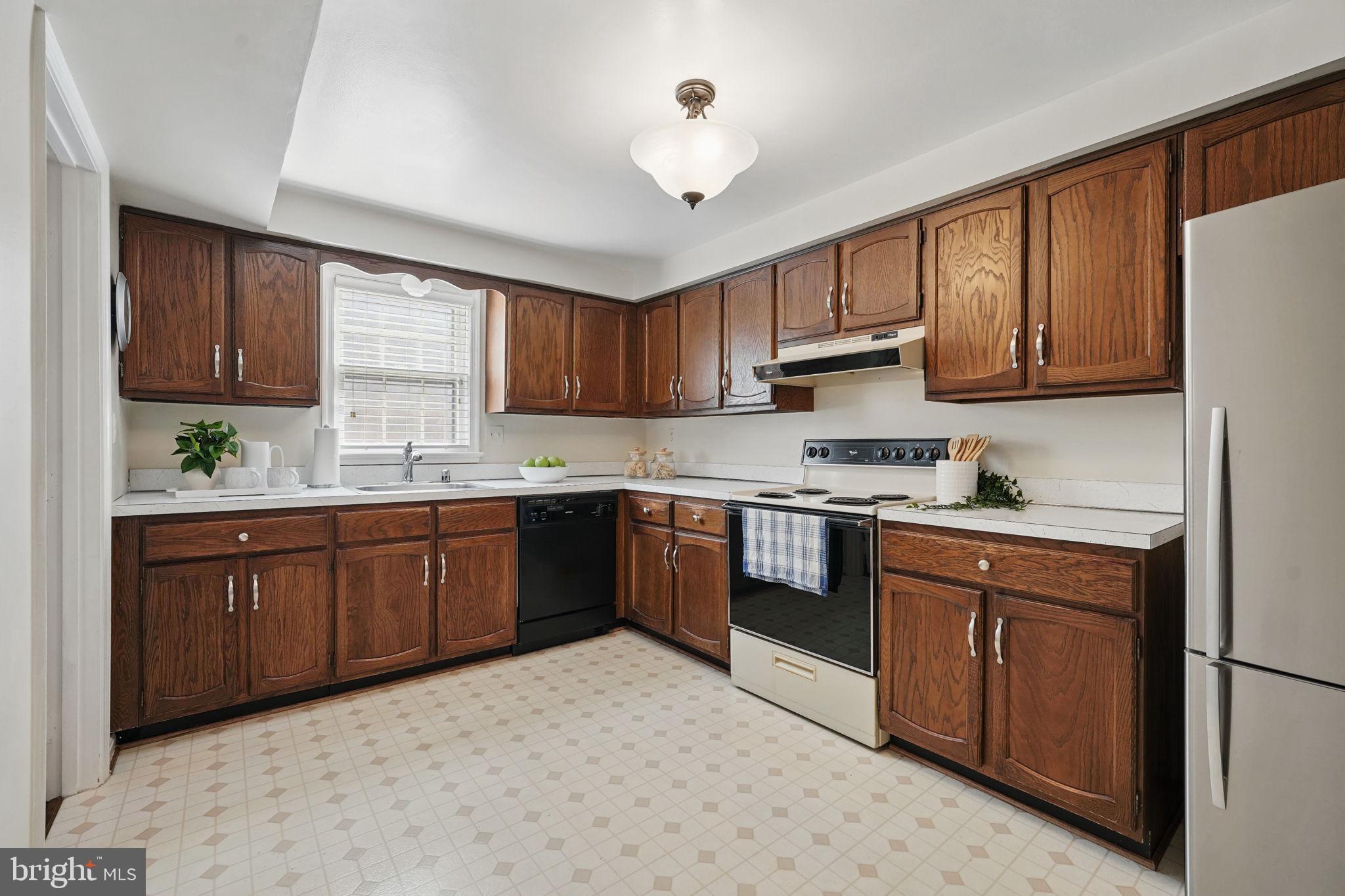 STONELEIGH - Residential