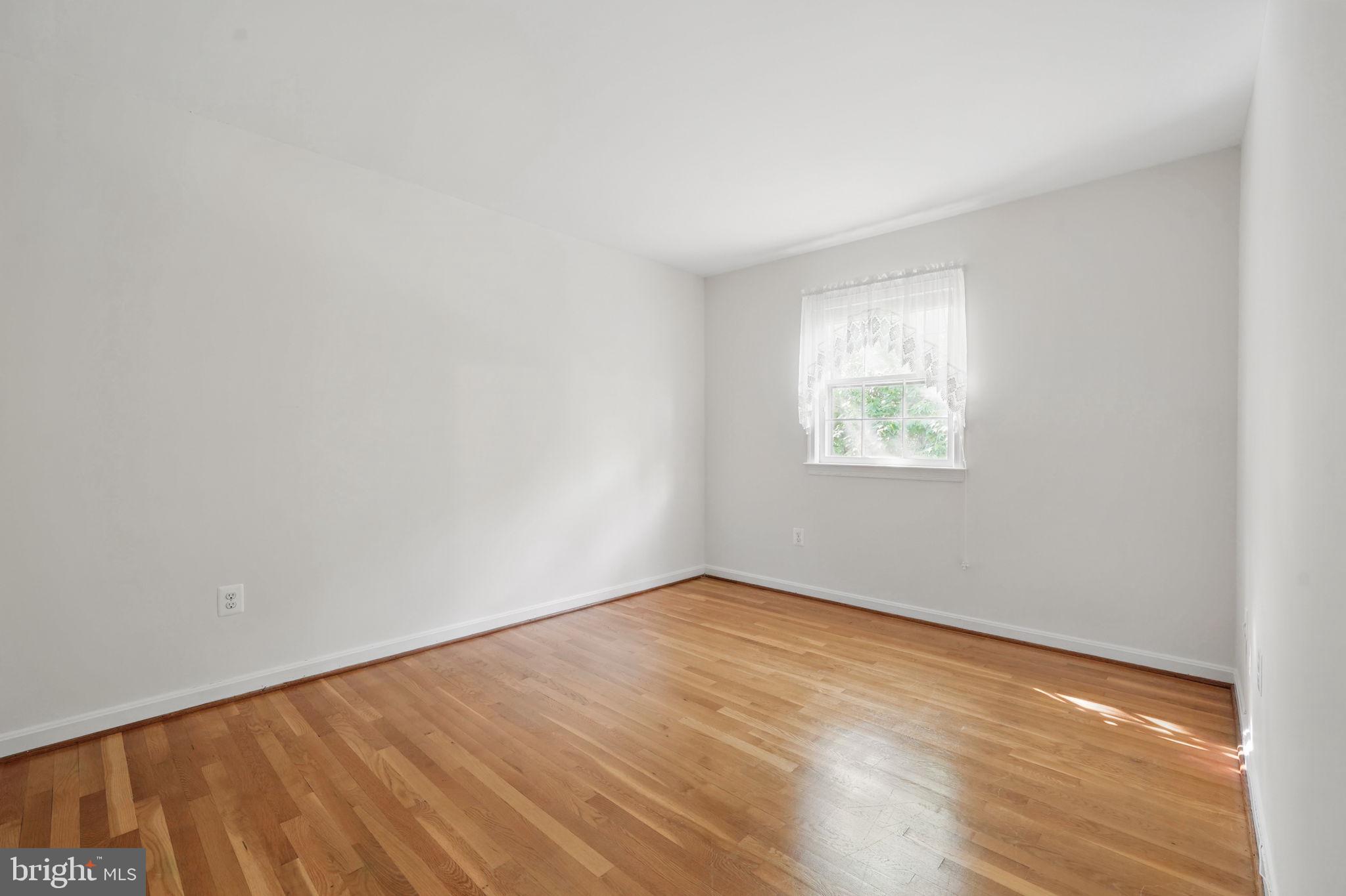 STONELEIGH - Residential