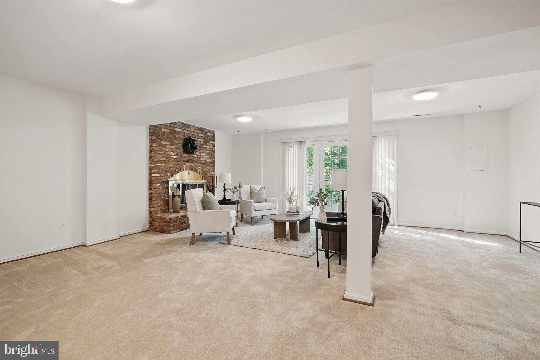 STONELEIGH - Residential