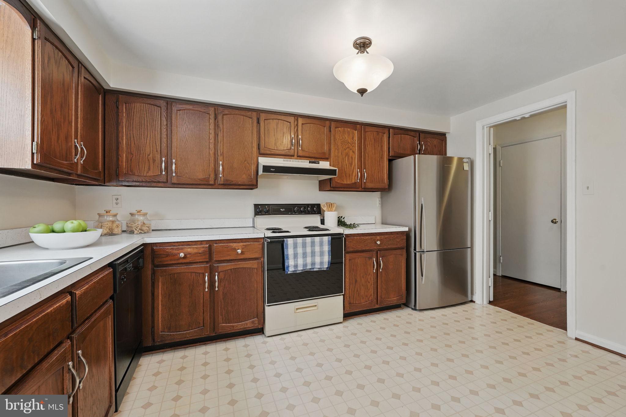 STONELEIGH - Residential