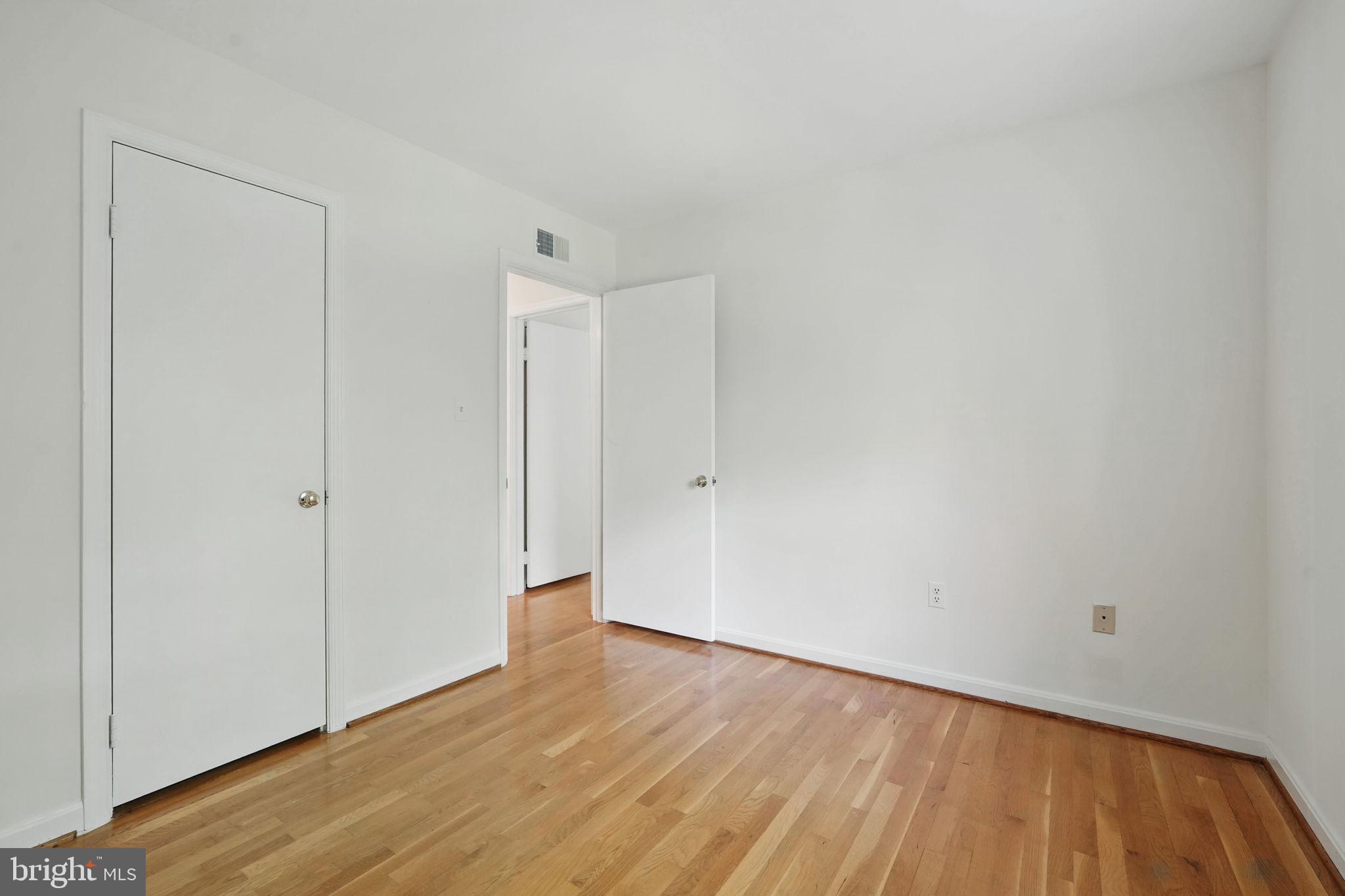 STONELEIGH - Residential