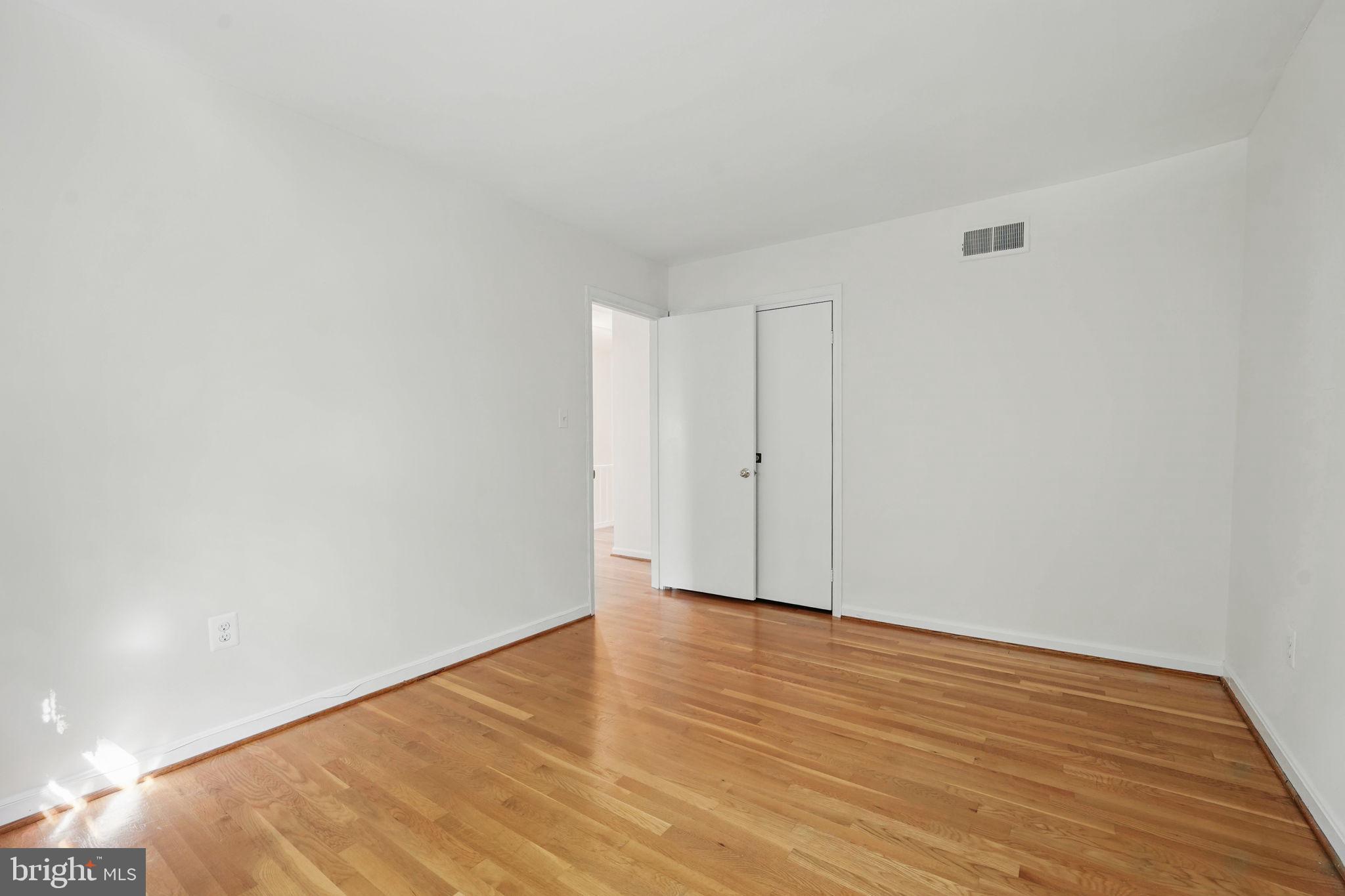 STONELEIGH - Residential