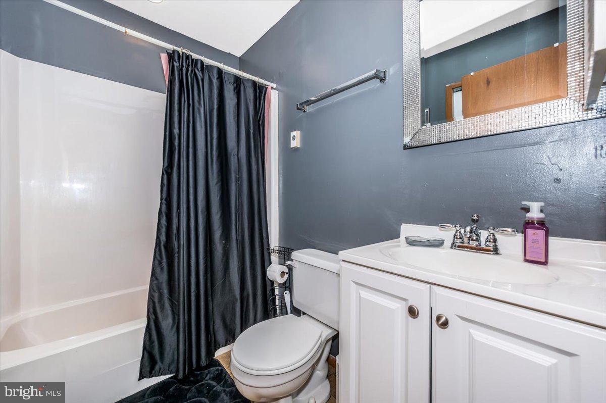 BRUNSWICK - Residential